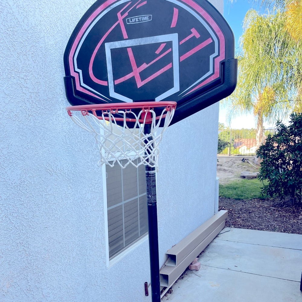 Lifetime Youth Portable Basketball Hoop